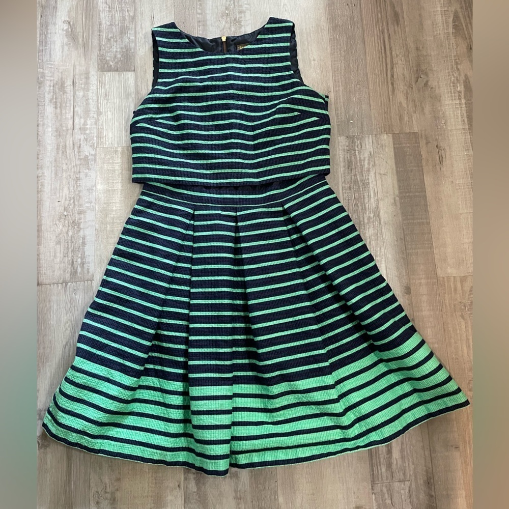 Taylor Size 12 green and blue striped dress - Picture 14 of 16